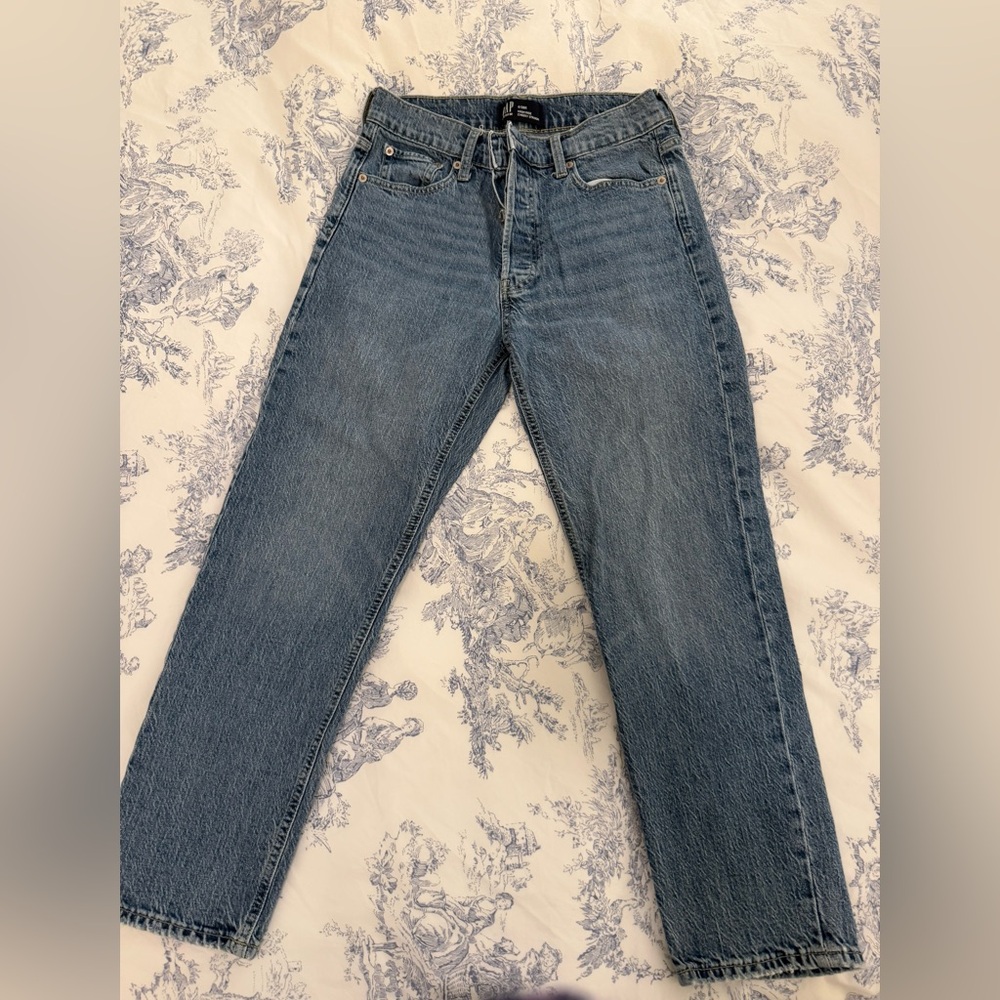 Gap High Rise Cheeky Straight Jeans